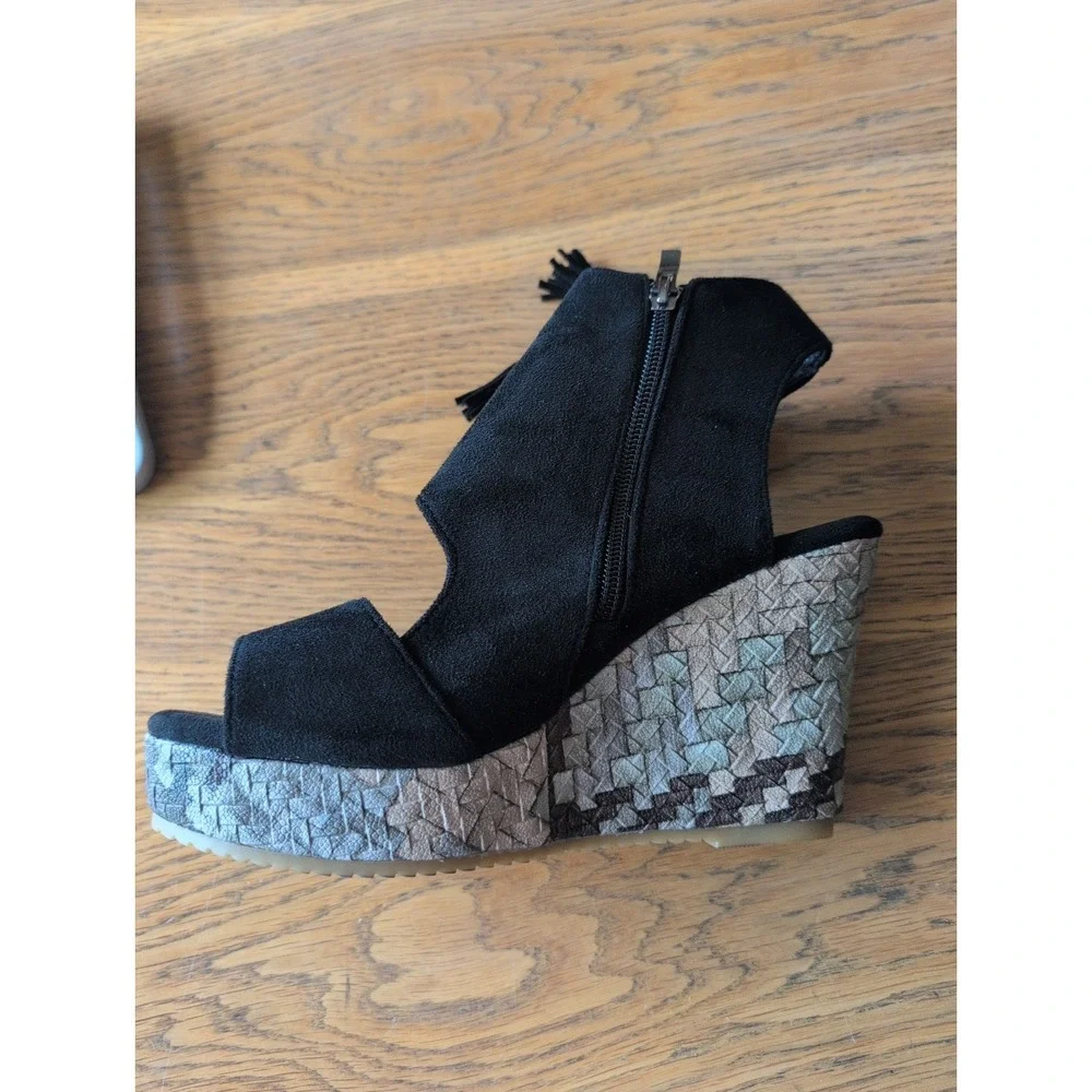 WOMENS BLACK SUEDE 4